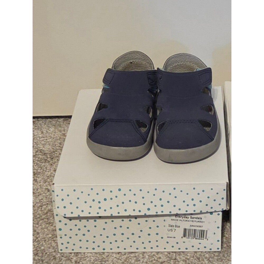 Ten Little Everyday Sandals Size 7